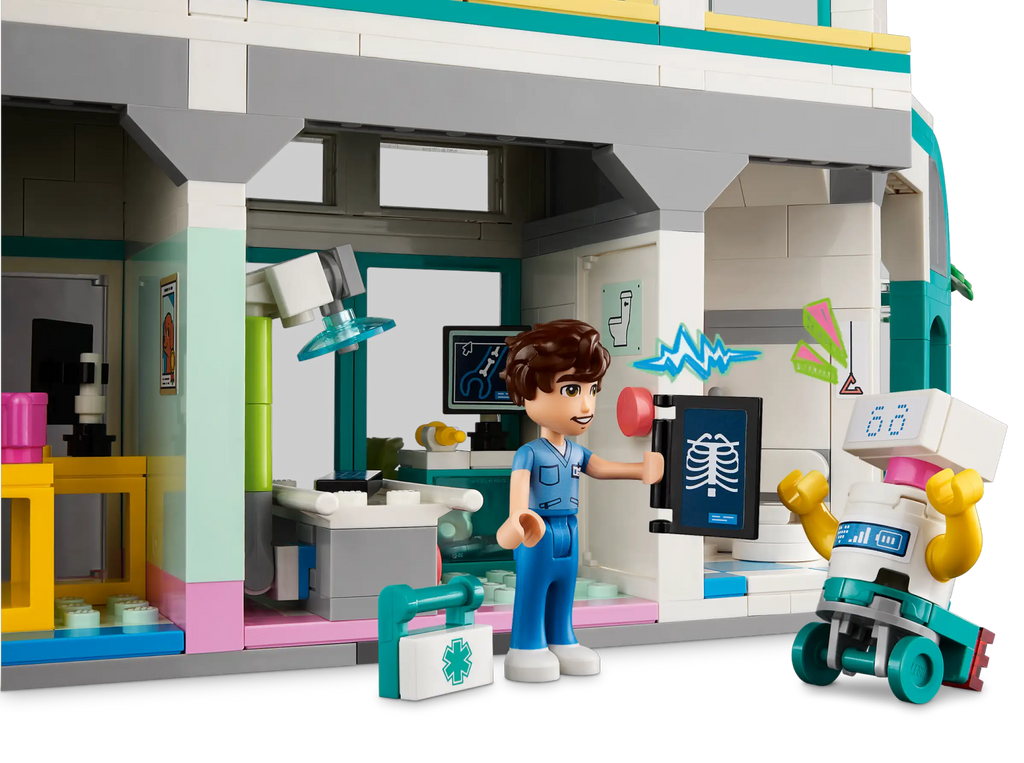 LEGO FRIENDS 42621 Heartlake City Hospital - TOYBOX Toy Shop