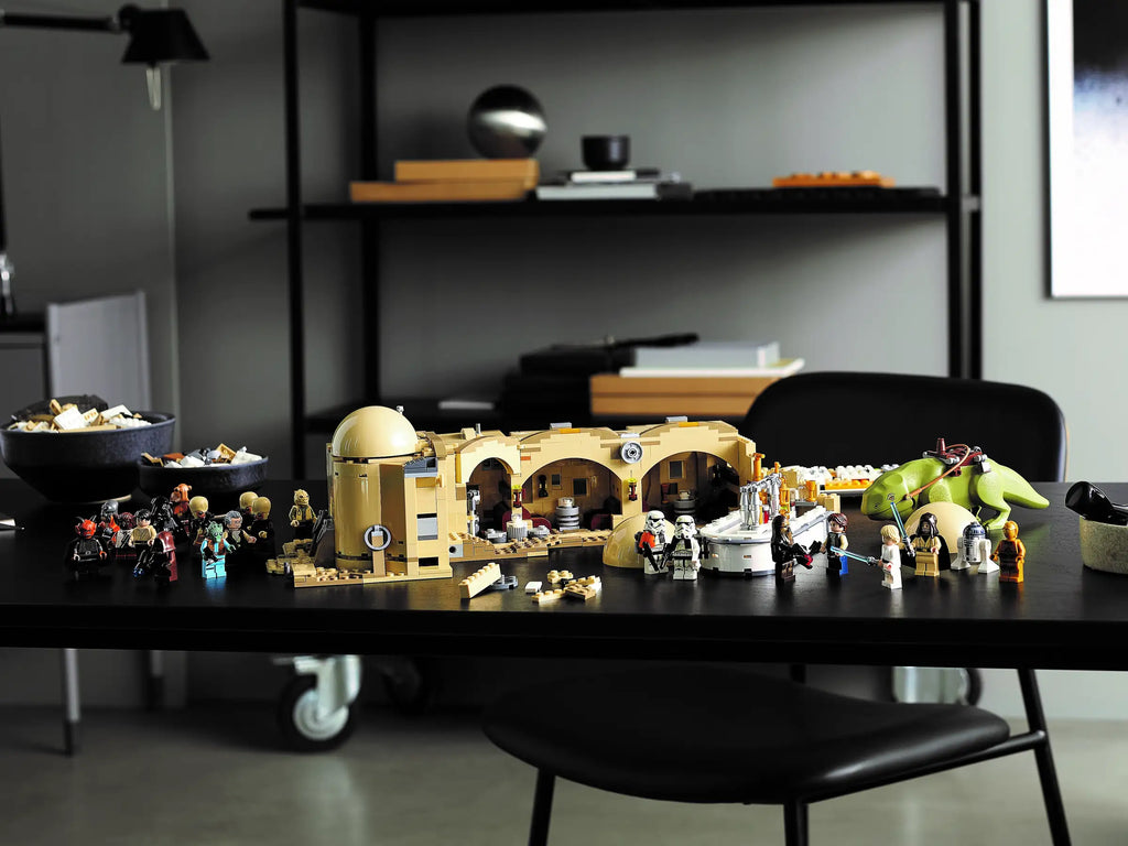 LEGO STAR WARS 75290 Mos Eisley Cantina™ - TOYBOX Toy Shop