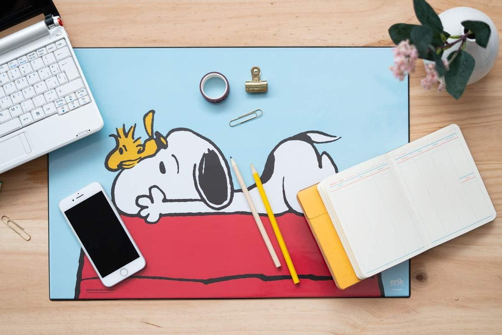 Desktop Mat Snoopy Doghouse - TOYBOX Toy Shop