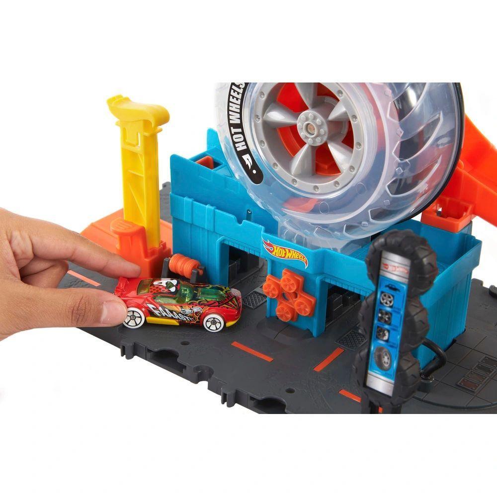 Hot Wheels City Super Twist Tire Shop Playset and Vehicle - TOYBOX Toy Shop