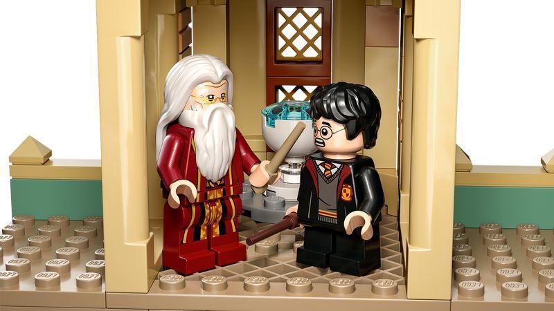 LEGO HARRY POTTER 76402 Hogwarts: Dumbledore’s Office Set - TOYBOX Toy Shop