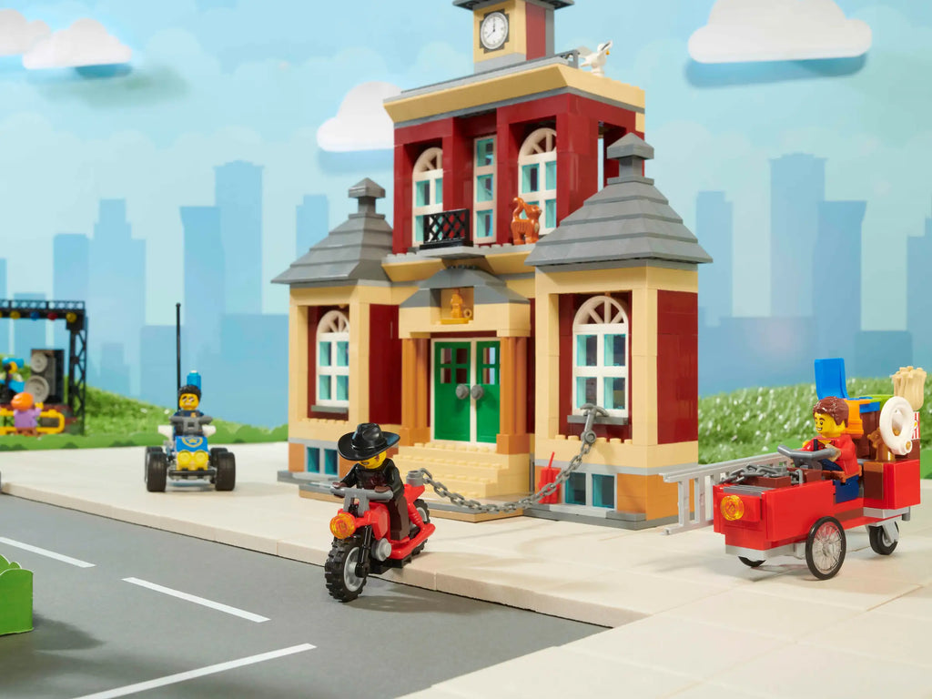 LEGO CITY 60271 Main Square - TOYBOX Toy Shop