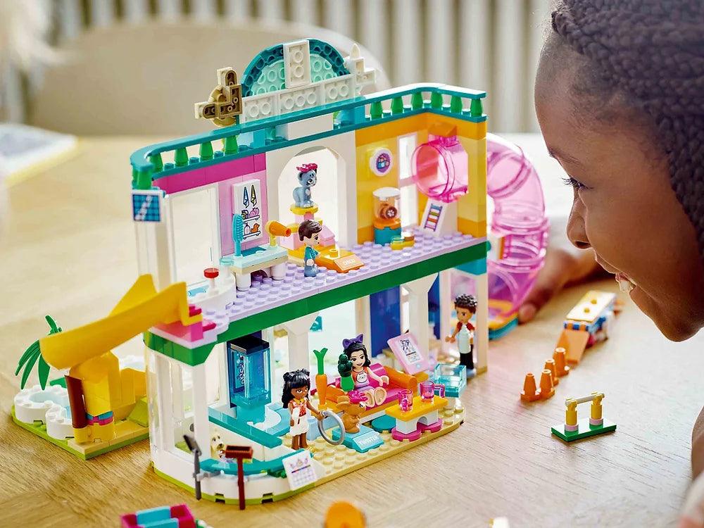 LEGO FRIENDS 41718 Pet Day-Care Center - TOYBOX Toy Shop