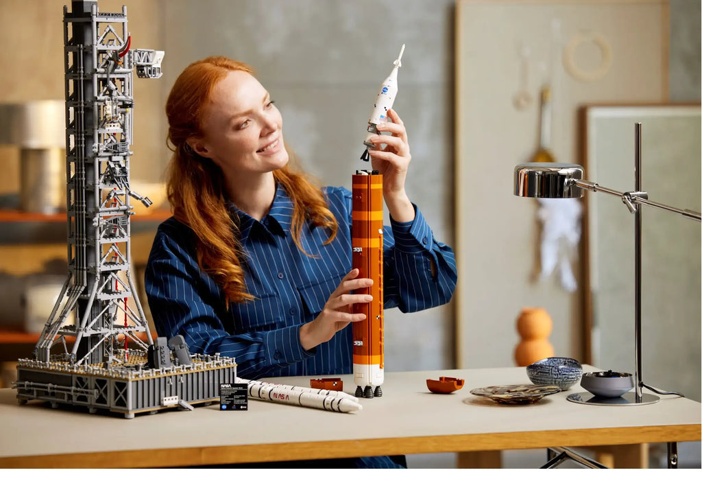 LEGO IDEAS 10341 NASA Artemis Space Launch System - TOYBOX Toy Shop