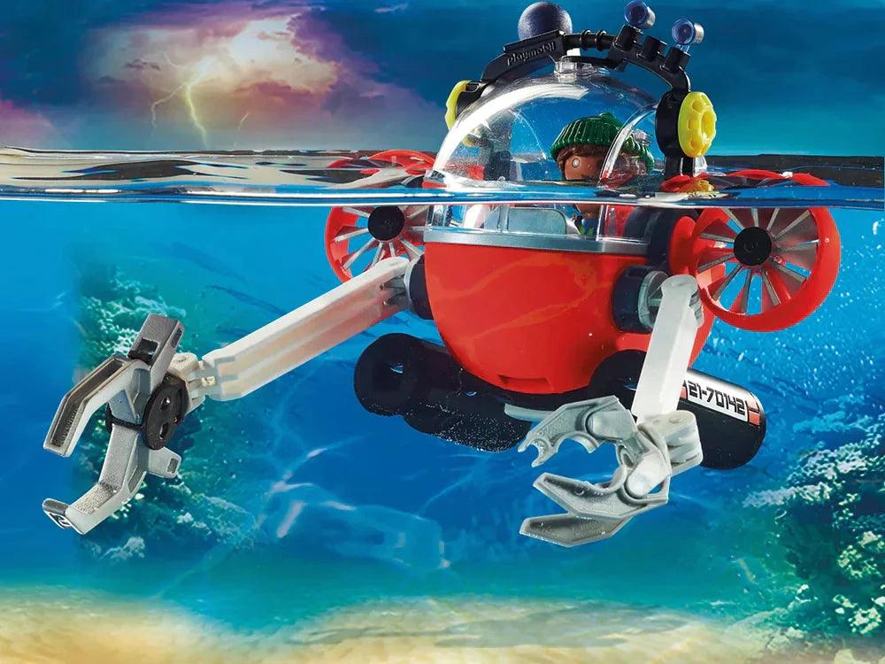 PLAYMOBIL 70142 Environmental Expedition with Dive Boat - TOYBOX Toy Shop