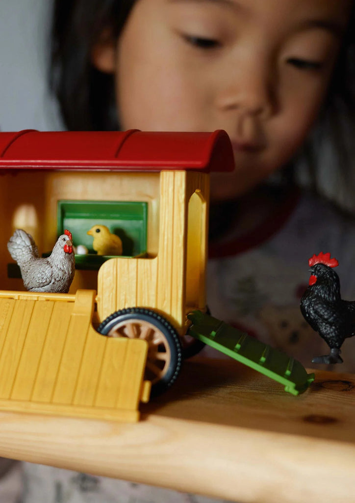 Schleich 42572 Mobile Chicken Coop - TOYBOX Toy Shop