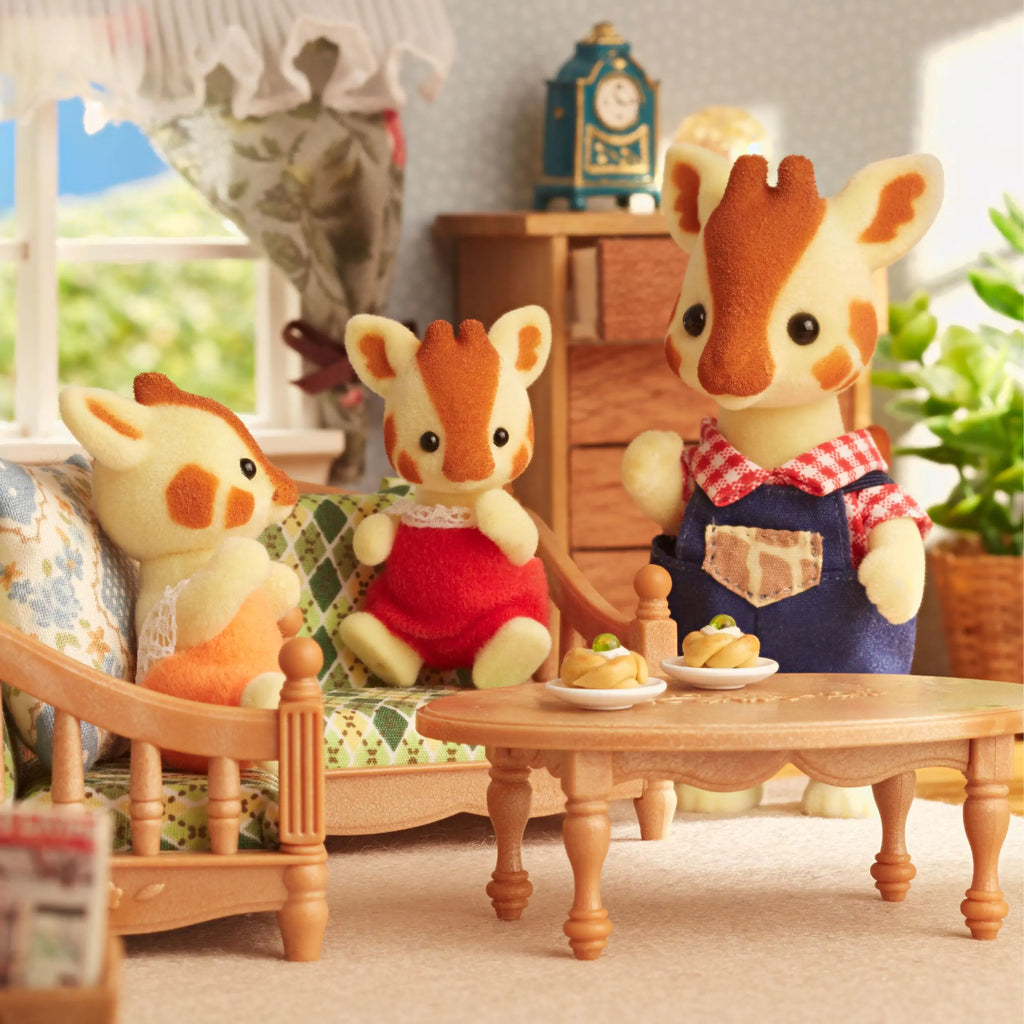 Sylvanian Families Highbranch Giraffe Family - TOYBOX Toy Shop