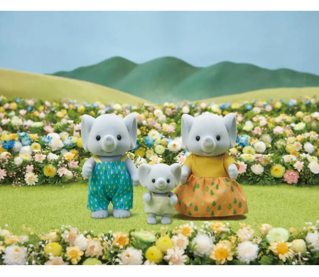 Sylvanian Families Elephant Family (3 figures) - TOYBOX Toy Shop