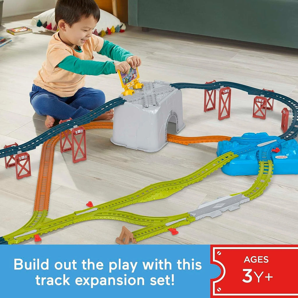 Thomas & Friends Connect and Build Track Bucket - TOYBOX Toy Shop